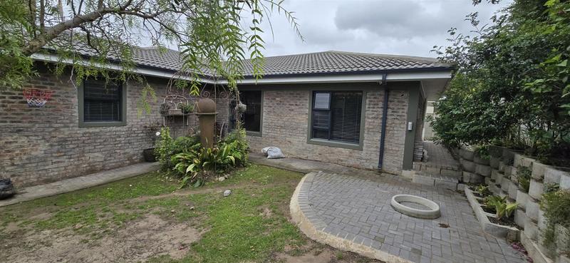 3 Bedroom Property for Sale in Reebok Western Cape